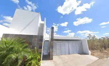 REMATE BANCARIO Calle 86, Residencial Pensiones, Mérida, Yucatán