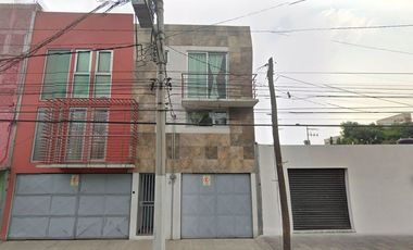 CASA EN VENTA EN VENUSTIANO CARRANZA, CDMX.
