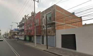 CASA EN VENTA EN VENUSTIANO CARRANZA, CDMX.