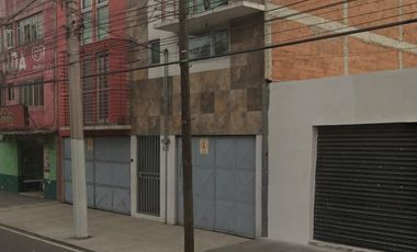 CASA EN VENTA EN VENUSTIANO CARRANZA, CDMX.