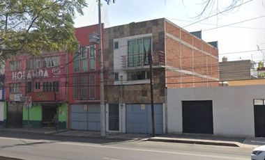 CASA EN VENTA EN VENUSTIANO CARRANZA, CDMX.