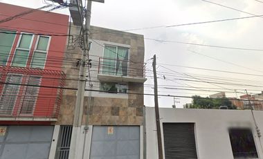 CASA EN VENTA EN VENUSTIANO CARRANZA, CDMX.