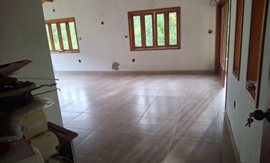 FINCA PLANA DE UNA HECTÁREA POR LA VÍA HACIA AMALFI ANTIOQUIA COLOMBIA.