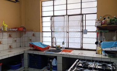 VENTA CASA CHOSICA ZONA PLANA A 10 MINUTOS DE PLAZA 182M2 $98,000