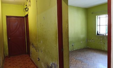 VENTA CASA CHOSICA ZONA PLANA A 10 MINUTOS DE PLAZA 182M2 $98,000