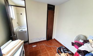 VENDO PRECIOSA CASA EN SAN ISIDRO A 1 CUDRA DE AV. JAVIER PRADO