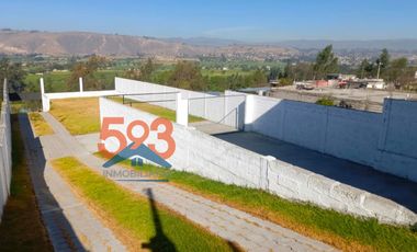 Propiedad Comercial de Venta en Latacunga