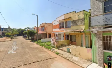 CASA EN VENTA EN COSOLEACAQUE, VER.
