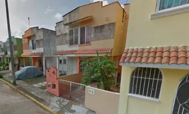 CASA EN VENTA EN COSOLEACAQUE, VER.