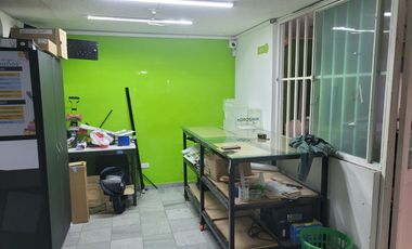 VENDO CASA INSTITUCIONAL EN VILLAVICENCIO BARRIO VILLA MARIA FRENTE AL C.C PRIMAVERA URBANA