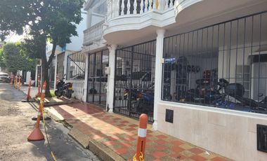 VENDO CASA INSTITUCIONAL EN VILLAVICENCIO BARRIO VILLA MARIA FRENTE AL C.C PRIMAVERA URBANA