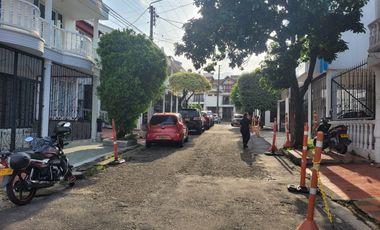 VENDO CASA INSTITUCIONAL EN VILLAVICENCIO BARRIO VILLA MARIA FRENTE AL C.C PRIMAVERA URBANA