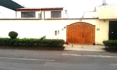SE VENDE TERRENO EN CHORRILLOS 224 M2 *PRECIO DE OCASIÓN *ZONA RESIDENCIAL *URB VILLA MARINA *ALAMEDA SUR *UPC