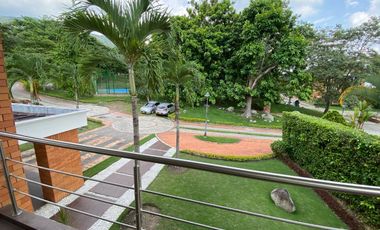 VENTA CASA FLORIDABLANCA CONJUNTO CALATRAVA 5 HAB