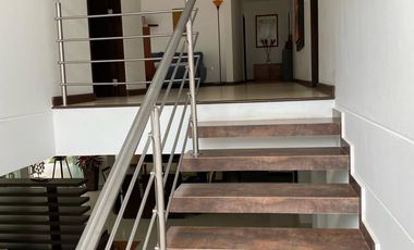 VENTA CASA FLORIDABLANCA CONJUNTO CALATRAVA 5 HAB