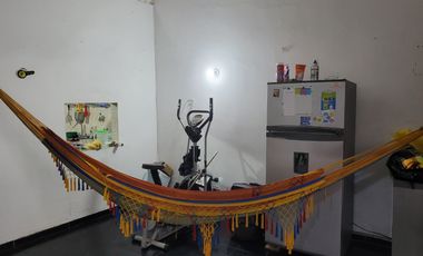 VENDO CASA EN VILLAVICENCIO BARRIO EL ESTERO A UNA CUADRA DE LA AV LOS MARACOS