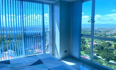 Spacious Two Bedrooms Beach Condo (96 sqm) in La MIrada Vistamar Beach Resort