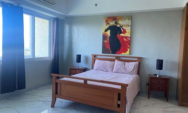 Resale Spacious Two Bedrooms Beach Condo (96 sqm) in La MIrada Vistamar Beach Resort