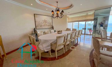 Hermoso departamento de lujo con terraza, jacuzzi y vista panorámica a la bahía de Acapulco