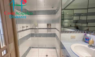 Hermoso departamento de lujo con terraza, jacuzzi y vista panorámica a la bahía de Acapulco