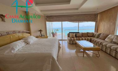 Hermoso departamento de lujo con terraza, jacuzzi y vista panorámica a la bahía de Acapulco