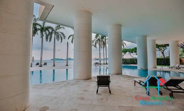 Hermoso departamento de lujo con terraza, jacuzzi y vista panorámica a la bahía de Acapulco