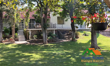 Increíble Casa De Oportunidad Con Extenso Jardín, Alberca, Privada En Venta Centro De Oaxtepec