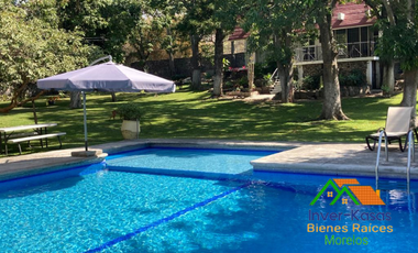 Increíble Casa De Oportunidad Con Extenso Jardín, Alberca, Privada En Venta Centro De Oaxtepec