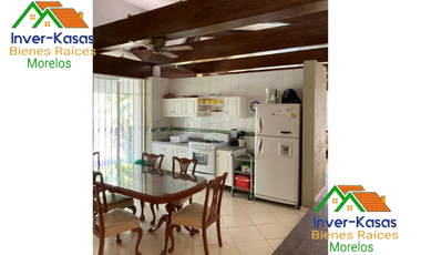 Increíble Casa De Oportunidad Con Extenso Jardín, Alberca, Privada En Venta Centro De Oaxtepec