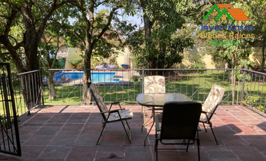 Increíble Casa De Oportunidad Con Extenso Jardín, Alberca, Privada En Venta Centro De Oaxtepec