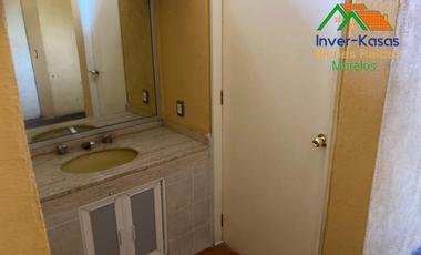 Increíble Casa De Oportunidad Con Extenso Jardín, Alberca, Privada En Venta Centro De Oaxtepec