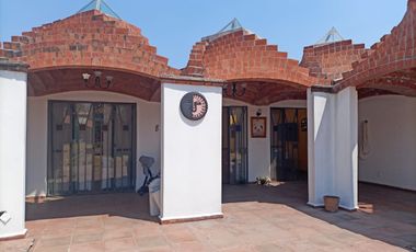 SE VENDE CASA DE OPORTUNIDAD A 10 MIN. DE TLAYACAPAN