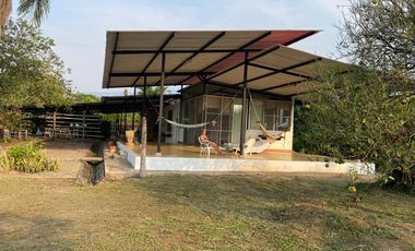 VENDO FINCA EN VILLAVICENCIO 4.3 HECTAREAS DE TERRENO SUB URBANO CON CASA CAMPESTRE Y LUZ TRIFASICA VEREDA EL CAIRO