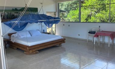 VENDO FINCA EN VILLAVICENCIO 4.3 HECTAREAS DE TERRENO SUB URBANO CON CASA CAMPESTRE Y LUZ TRIFASICA VEREDA EL CAIRO