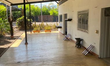 VENDO FINCA EN VILLAVICENCIO 4.3 HECTAREAS DE TERRENO SUB URBANO CON CASA CAMPESTRE Y LUZ TRIFASICA VEREDA EL CAIRO