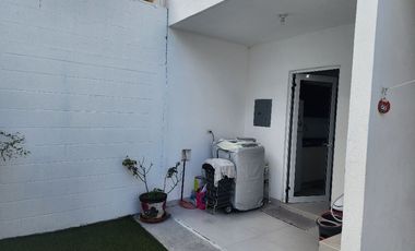 Casa AMUEBLADA en RENTA en Paseo San Junipero Queretaro