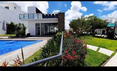 Casa AMUEBLADA en RENTA en Paseo San Junipero Queretaro