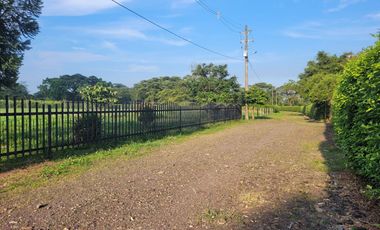 VENDO LOTE DE 1/4 DE HECTAREA CON CASA, EN RESTREPO META VIA SAN NICOLAS A 4 KM DE LA CENTRAL