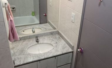 Lindo depto. full amoblado 2 D 2 baño, terraza oriente