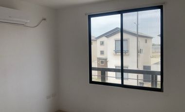 Vendo CASA POCO USO , Urb. LOS PRADOS Vía Salitre