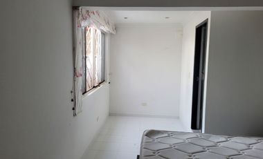 VENDO CASA DE 2 NIVELES EN VILLAVICENCIO EN CONJUNTO DE 8 CASAS BARRIO PANORAMA CERCA AL COMANDO DE POLICIA