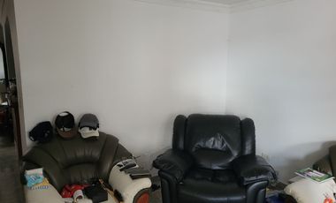 VENDO CASA DE 2 NIVELES EN VILLAVICENCIO EN CONJUNTO DE 8 CASAS BARRIO PANORAMA CERCA AL COMANDO DE POLICIA