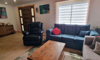 EXCELENTE CASA REMODELADA 4D/2B EN GRAN SITIO DE 3 MIL MTS2