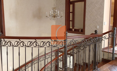 Venta-Realice su sueño de tener su casa propia en este sector exclusivo y privilegiado de la ciudad de Riobamba/24urb53