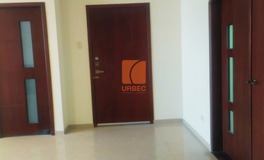 Venta- Departamento con estilo y ubicación privilegiada en venta el norte de Riobamba sector Los Alamos/24urb60
