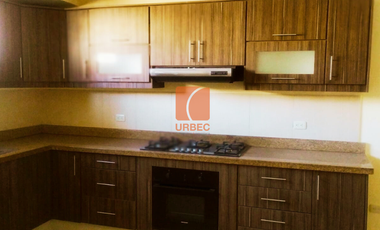 Venta- Departamento con estilo y ubicación privilegiada en venta el norte de Riobamba sector Los Alamos/24urb60