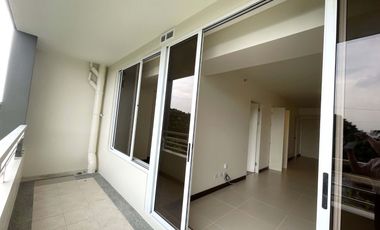Condo in QC 2br atrium w parking nr MRT Qave Station Vertis North Eton Centris The Crestmont DMCI