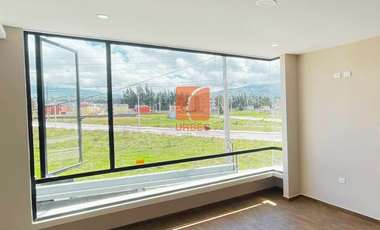 Venta- ¡Tu Hogar Soñado te Espera! Proyecto DÚO ll: Vive el Lujo, Seguridad y Confort en Riobamba/24urb69