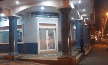 ¡Alquiler de Edificio Comercial en Esmeraldas!...LOCAL COMERCIAL   1200 PSIOS  1000 CADA PISO    O TOTAL  .. PREGUNDAR POR PRECIO