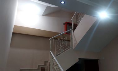 ¡Alquiler de Edificio Comercial en Esmeraldas!...LOCAL COMERCIAL   1200 PSIOS  1000 CADA PISO    O TOTAL  .. PREGUNDAR POR PRECIO